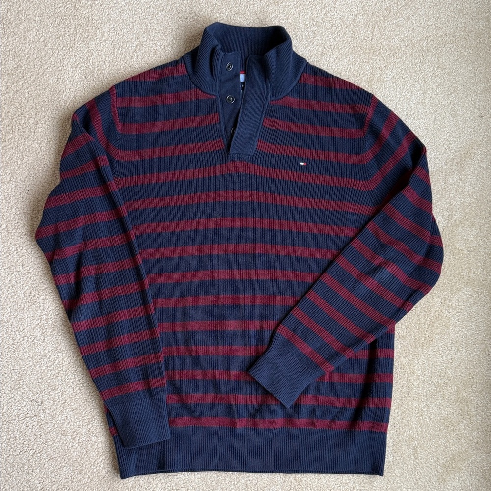 Tommy Hilfiger Men's Turtleneck Sweater in Navy and Red